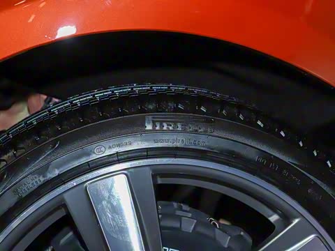 2025�� Macan 2.0T ���ΰ�