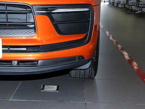 2025�� Macan 2.0T ���ΰ�