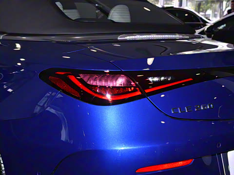 2025�� CLE 260 ������ܳ�