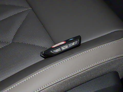 2025�� xDrive30L ������ M�˶���װ