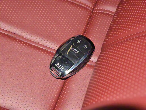 2024�� 3.0T PHEV