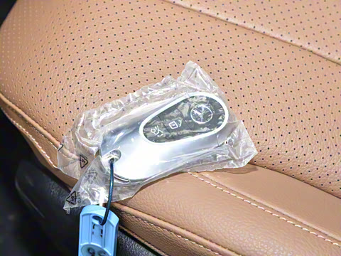 2025�� CLE 300 4MATIC �����ͽ��ܳ�