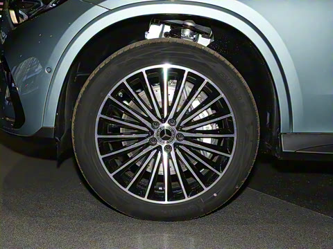 2025�� GLC 300 4MATIC ����SUV