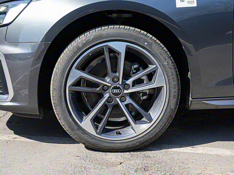 2025�� 200���������� 40 TFSI ʱ�ж�����