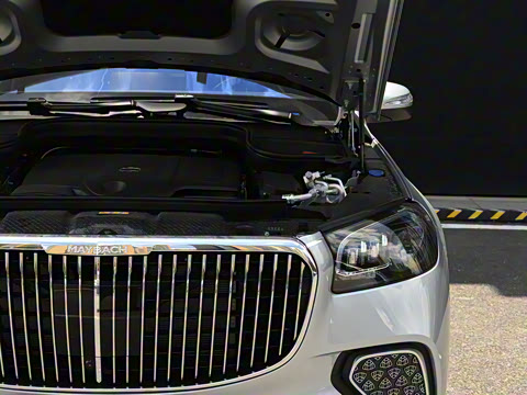 2025�� GLS 480 4MATIC