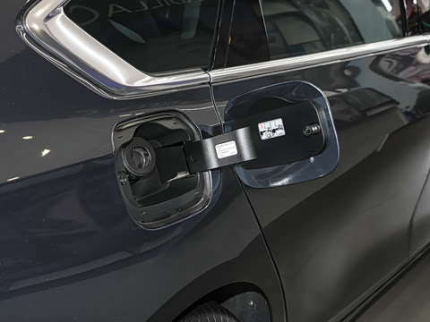 2023�� 28T ������