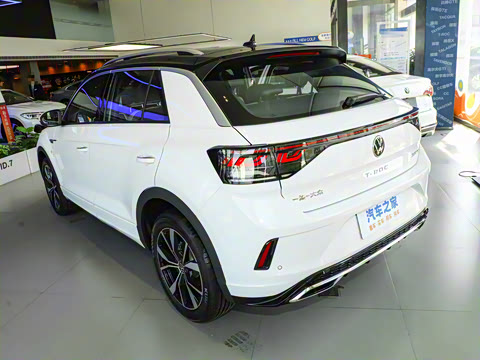 2025�� �Ŀ� 300TSI DSG���������