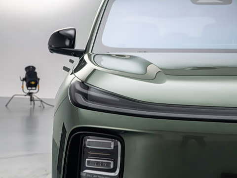 2025�� 215�����콢PLUS