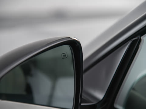 2025�� 215�����콢PLUS