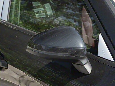 2025�� 200���������� 40 TFSI ����������