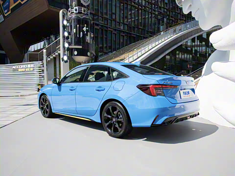 2025�� 2.0L e:HEV �񡤿Ƽ���