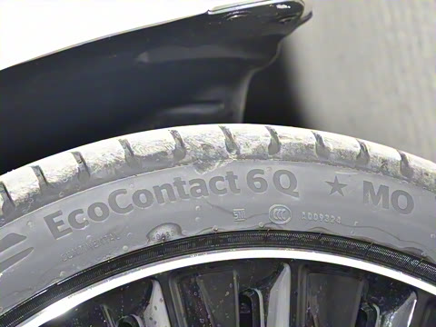 2025�� E 300 �������˶���