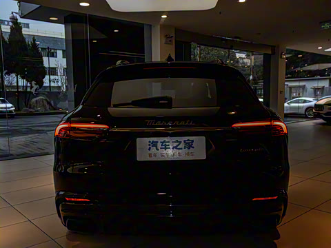 2023�� 3.0T Trofeo