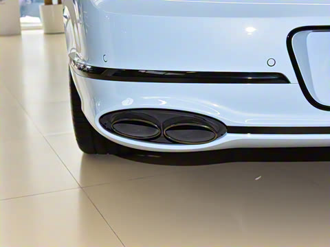 2024�� V8 Edition 8