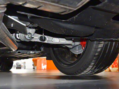 2023�� 3.0T Trofeo