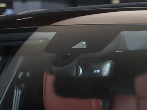 2025�� Macan 2.0T ���ΰ�