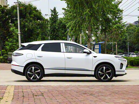 2025�� EV 605�캽Plus��