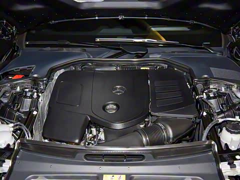 2025�� �Ŀ� C 260 L �˶���