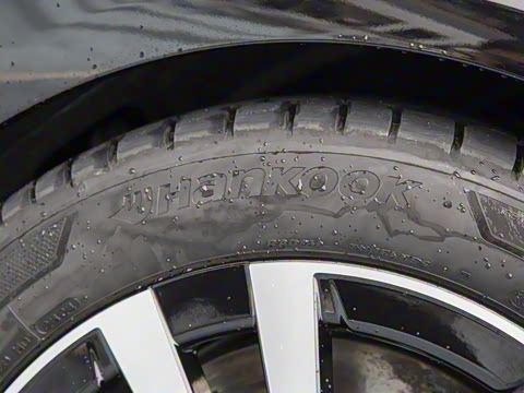 2025�� S 400 L ������