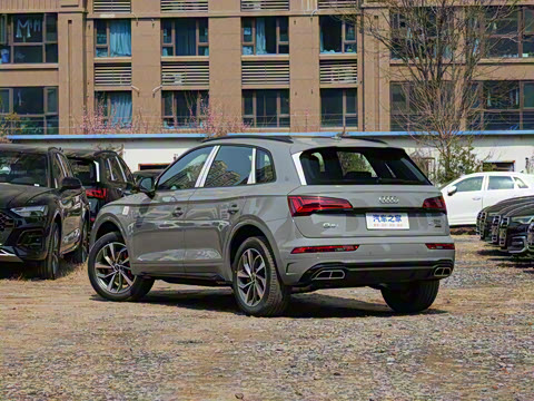 2025�� 45�����ذ� 40 TFSI ����������