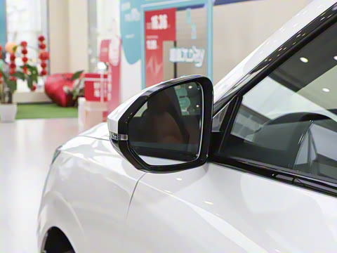 2025�� 636Ultra���Ȱ� 6��