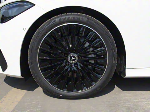 2025�� CLE 300 4MATIC �����ͽ��ܳ�