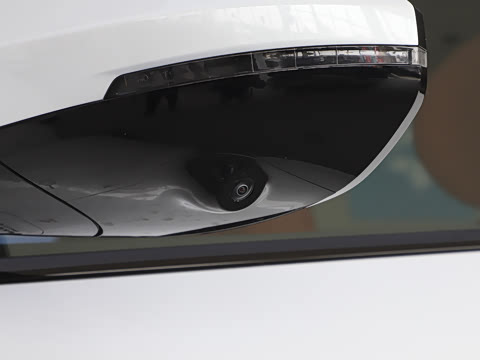 2025�� 210Ultra���̰� 6��