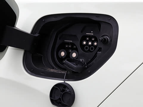 2025�� 210km ������