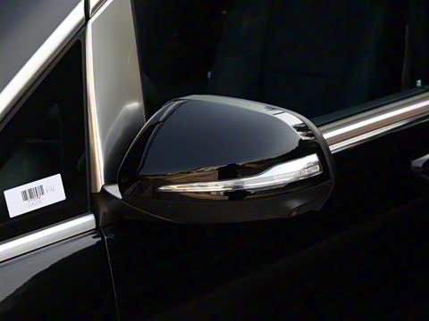 2025�� 2.0T ��Ӱ