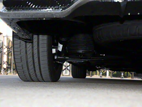 2025�� 2.0T ��Ӱ