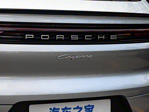 2024�� Cayenne Coup�� E-Hybrid 2.0T