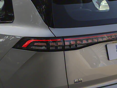 2025�� 636Ultra�Ǽݰ� 5��