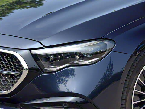 2024�� E 300 L ����˶���