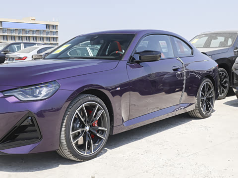 2025�� M240i xDrive