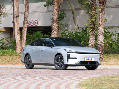 2025�� EM-i 140km ̽��+��