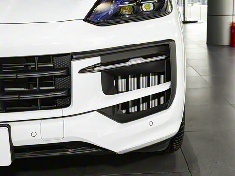 2025�� Cayenne S E-Hybrid 3.0T