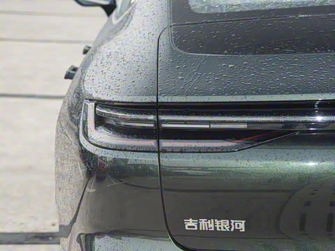 2025�� 130km EM-i ������