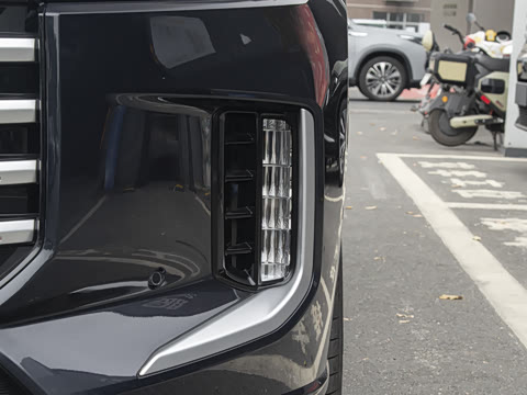 2025�� 180 ��������Ultra���� 7��