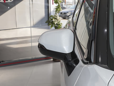 2024�� 240TURBO �����¾���