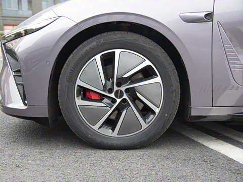 2025�� ���� Ultra �����콢