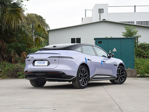 2025�� Max�����