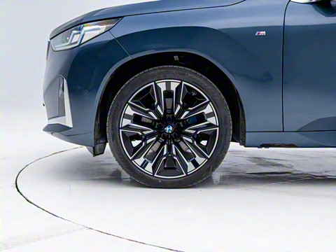 2025�� xDrive30L ������ M�˶���װ