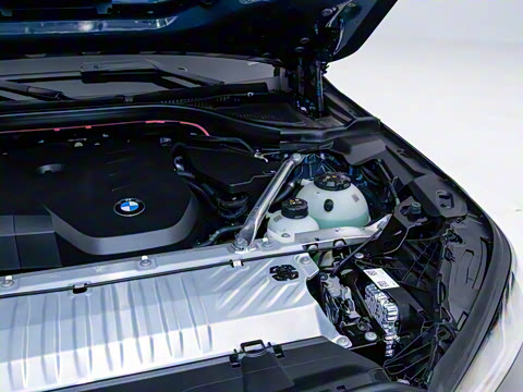 2025�� xDrive30L ������ M�˶���װ