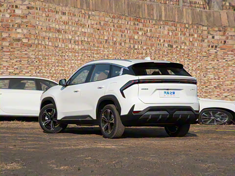 2025�� EM-i 115km ̽��+��