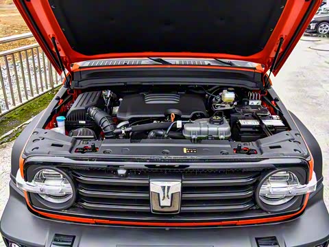 2025�� 2.0T ������