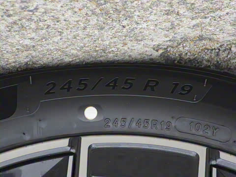 2024�� eDrive 35L M�˶���װ