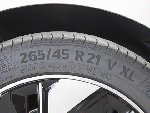 2025�� 210Ultra�Ǽݰ� 6��