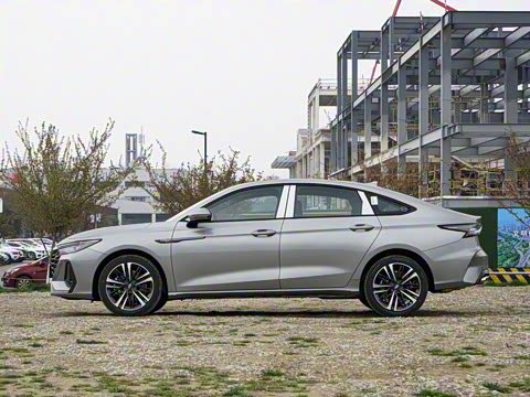 2025�� 2.0T DCT��