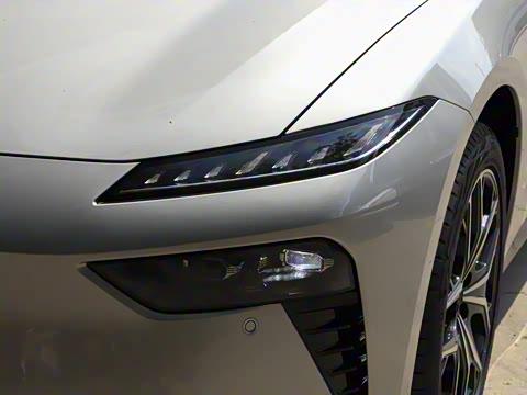 2025�� ���� 650ProѲ����