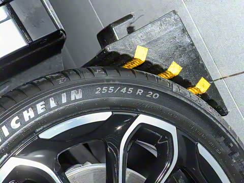 2025�� 625 ������ Max �콢��